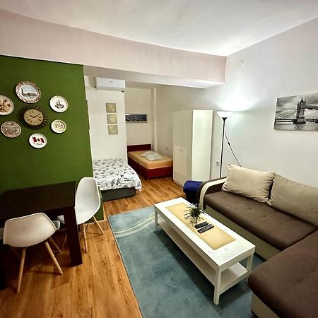 S&N Apartments Ni Екстериор снимка