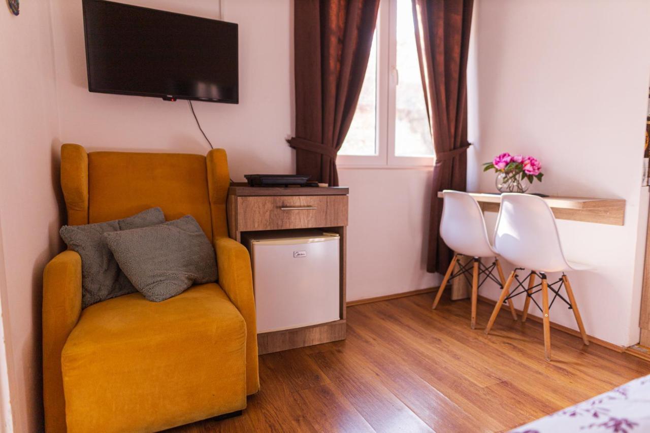 S&N Apartments Ni Екстериор снимка
