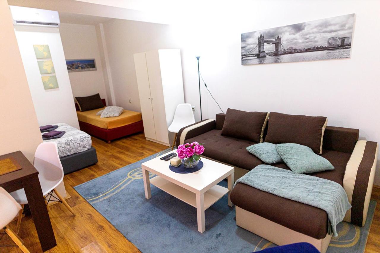 S&N Apartments Ni Екстериор снимка