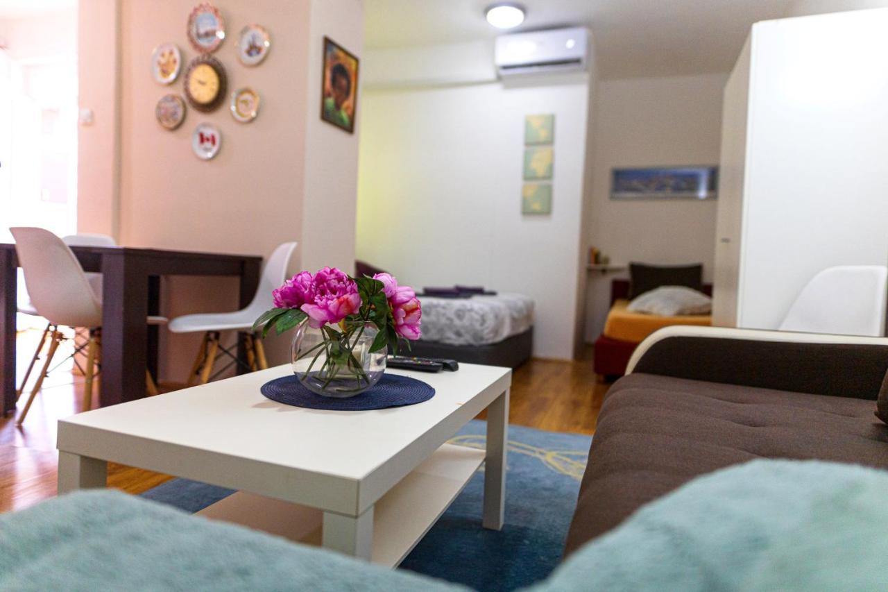 S&N Apartments Ni Екстериор снимка