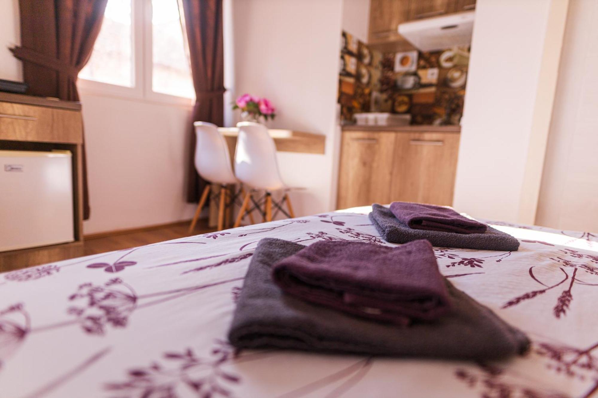 S&N Apartments Ni Стая снимка